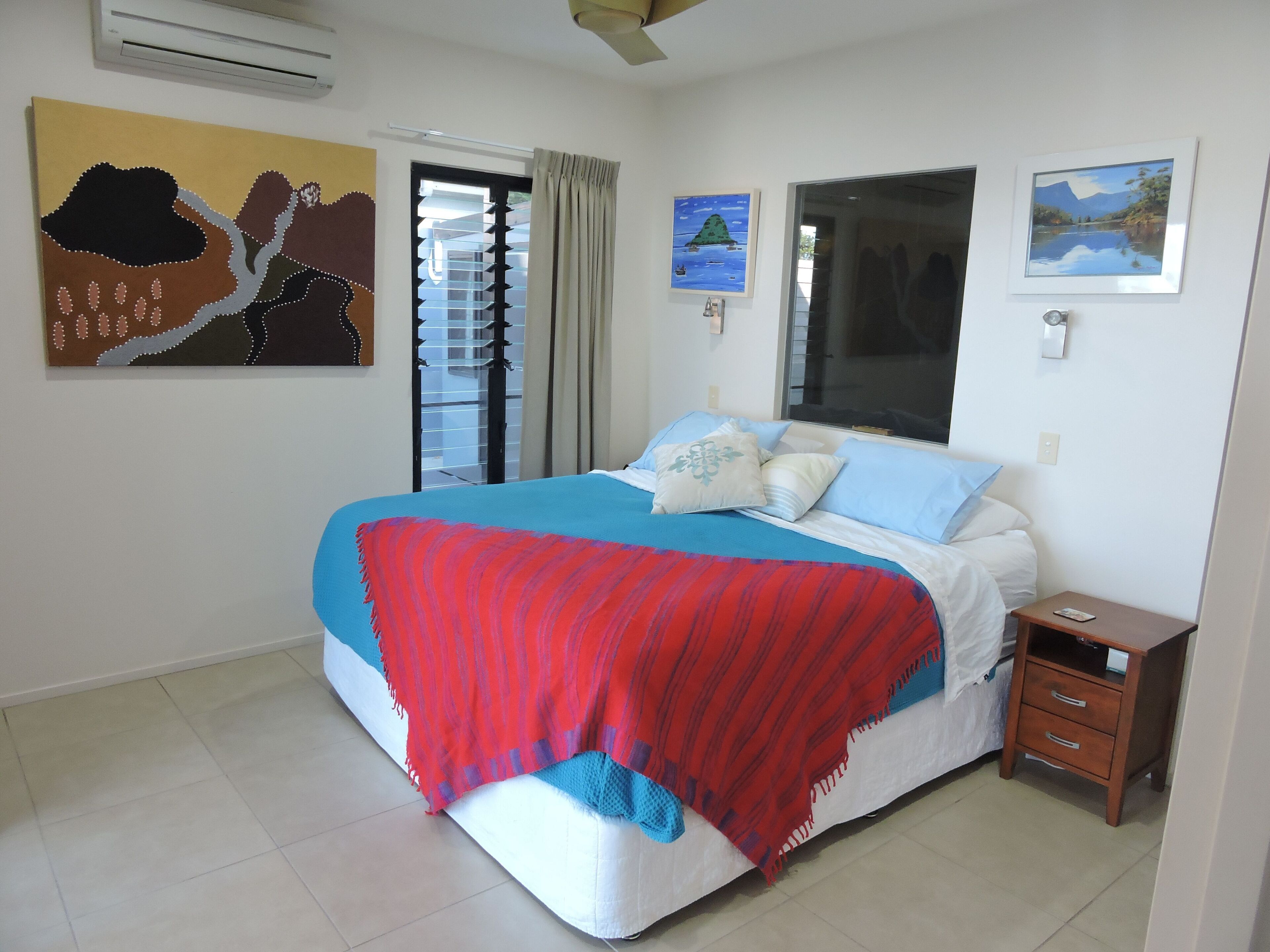 Sandcastle Retreat - Cairns Beaches — image 11