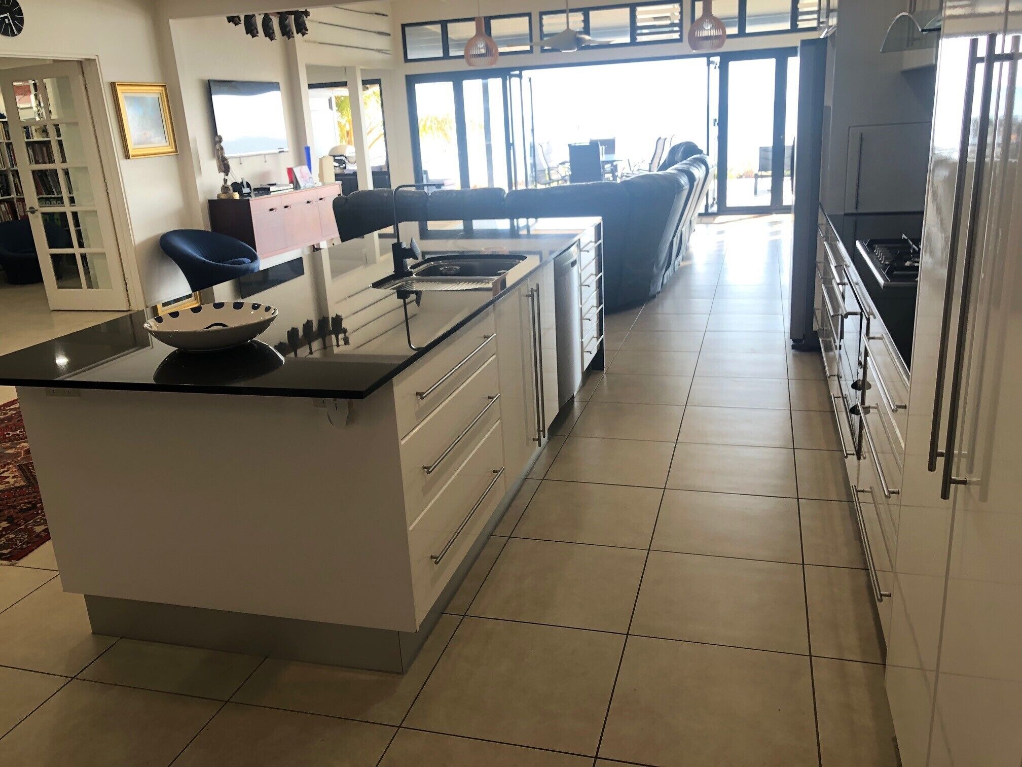 Sandcastle Retreat - Cairns Beaches — image 8