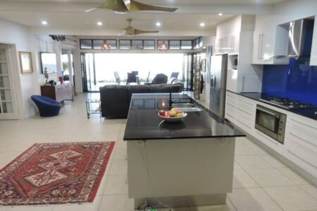 Sandcastle Retreat - Cairns Beaches — image 6