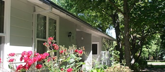 Unit 6 - One Bedroom - HomeAway