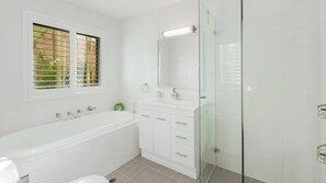 Shower, towels