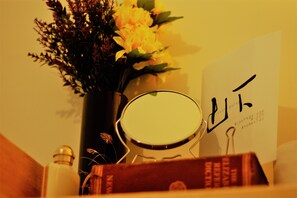 TV, books