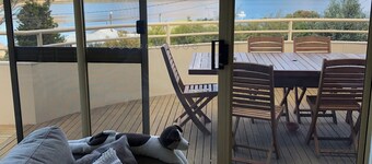 Freycinet Beach House - Freycinet Holiday Houses