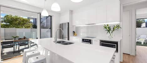 Fridge, microwave, oven, dishwasher