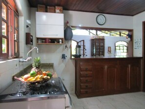 Fridge, microwave, oven, stovetop - PERFECT LOCATION FOR HOLIDAYS, HOLIDAYS AND WEEKENDS (Guarujá)