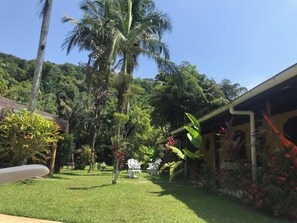 Property grounds - PERFECT LOCATION FOR HOLIDAYS, HOLIDAYS AND WEEKENDS (Guarujá)