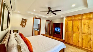 2 bedrooms, in-room safe, iron/ironing board, free WiFi