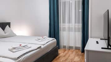 2 bedrooms, iron/ironing board, free WiFi