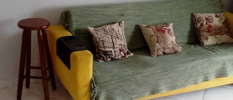 電視、乒乓球設施