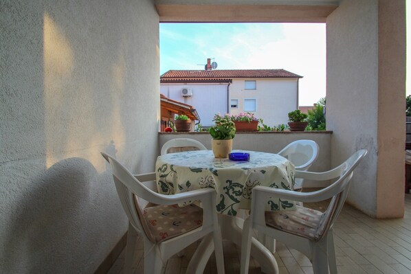 Apartment, 2 Bedrooms | Terrace/patio