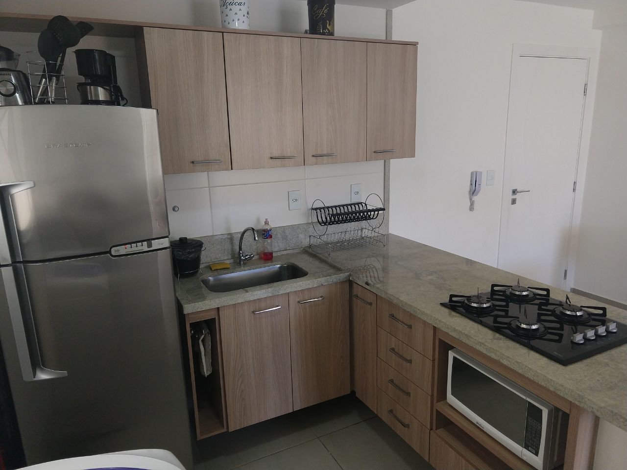 APTO PRAIA DO FORTE, NEAR THE DUNES. WITH SWIMMING POOL, ACADEMY, SAUNA, NEW BUILDING