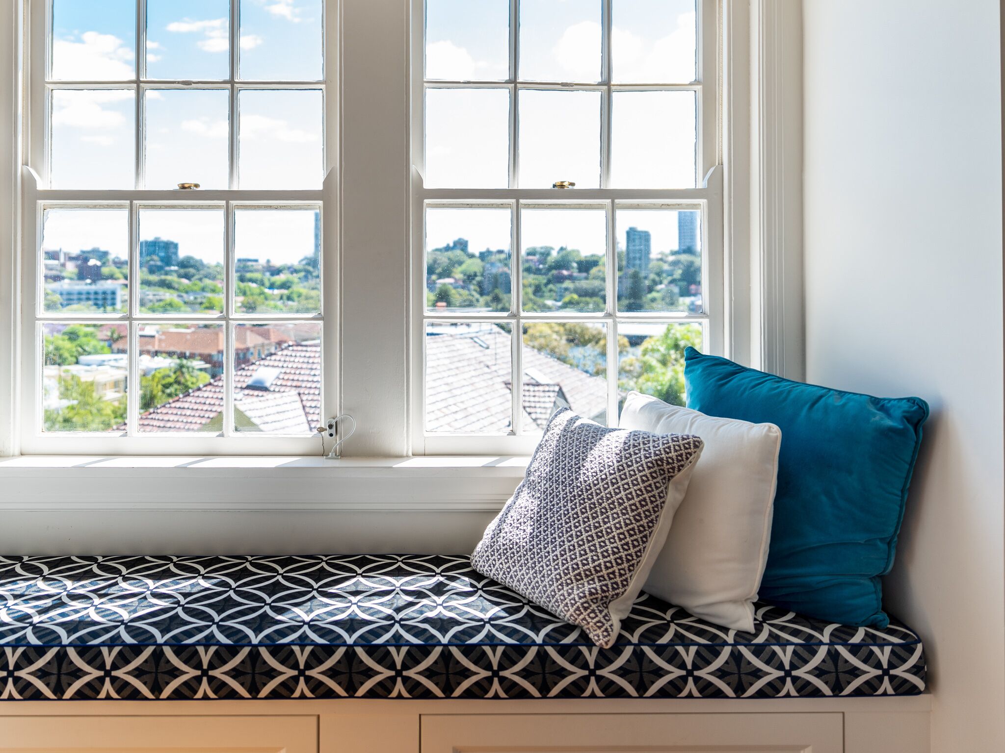 Heritage Elegance in  Harbourside Luxurious Apartment amazing location — image 10