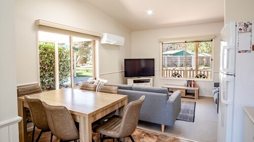 SILVER BIRCHES HOLIDAY VILLAGE - UNIT 4