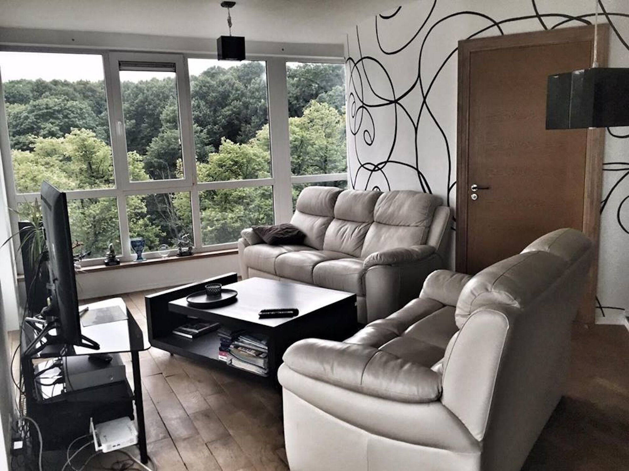 Tv, dvd-afspiller, stereoanlæg