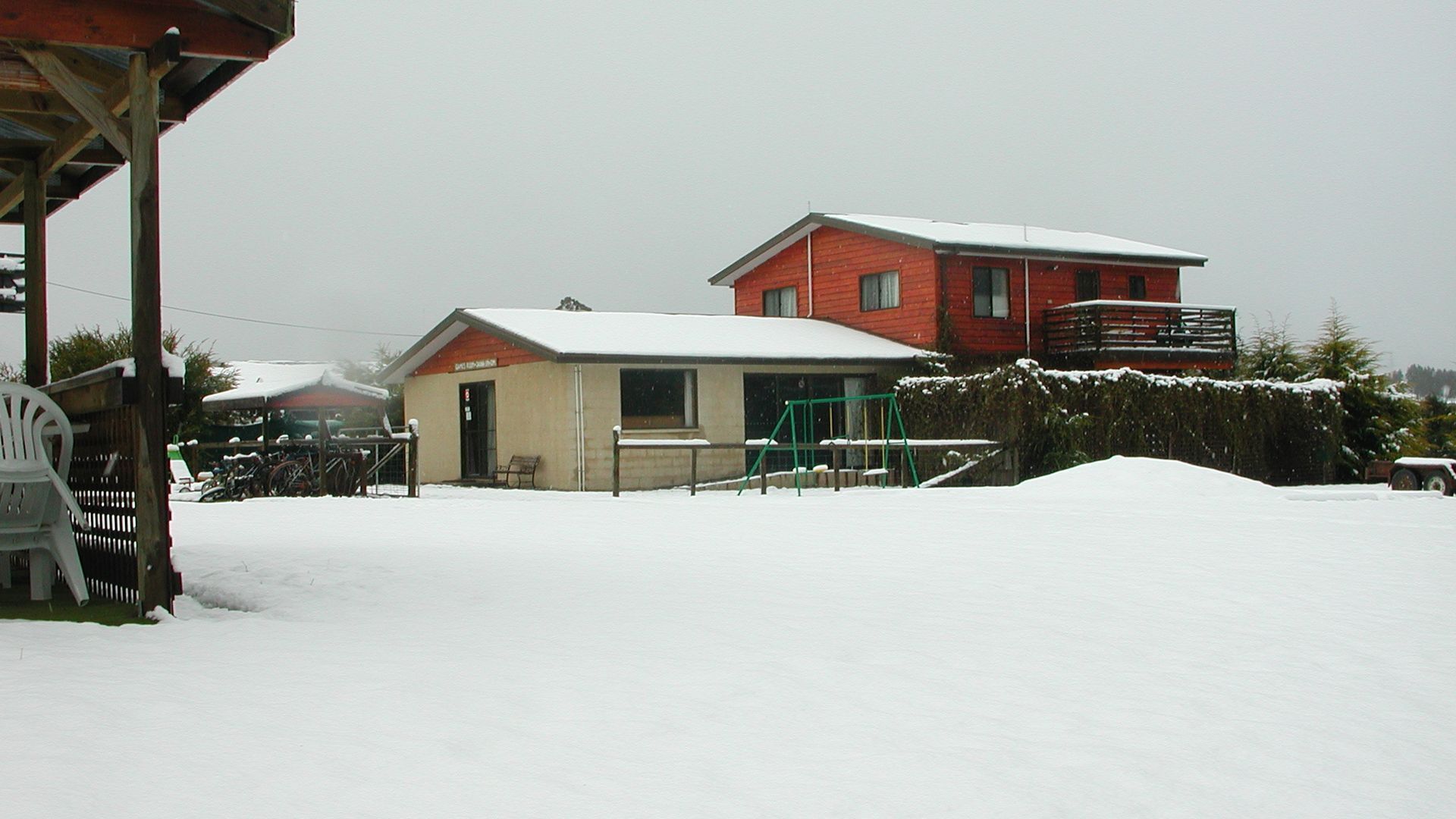 AAA Granary Accomm - Loft Studio Apartment — image 10