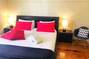 4 bedrooms, iron/ironing board, travel cot, free WiFi