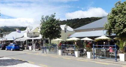 Akaroa Central apartment