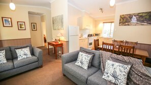 Smart TV, DVD player - SILVER BIRCHES HOLIDAY VILLAGE - UNIT 7 (Bright)