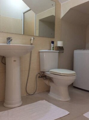 Hair dryer, towels