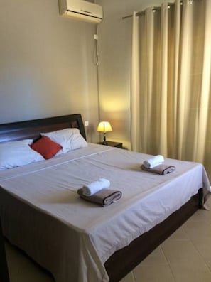 3 habitaciones, tabla de planchar con plancha y wifi