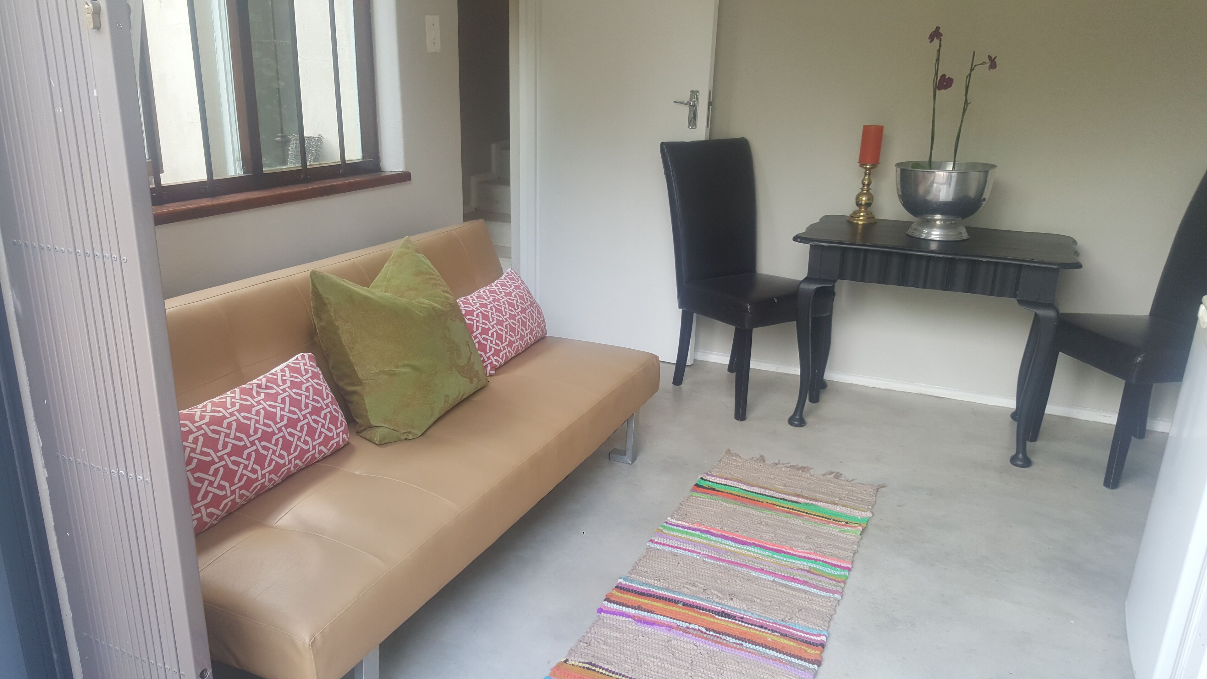 Charming, quaint garden-flatlet