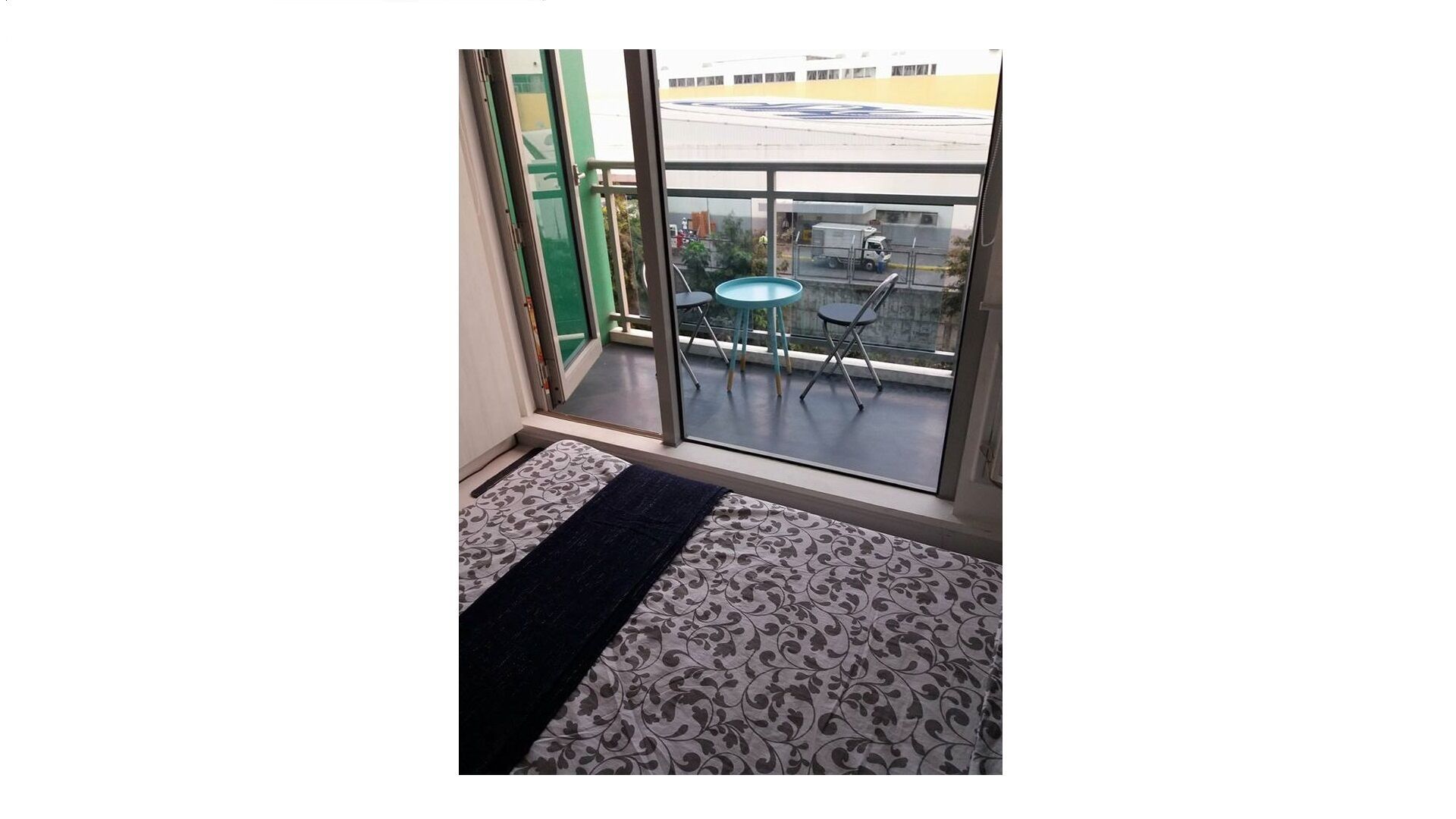 Cozy Newly Furnished 1 BR Unit at Azure Urban Residences