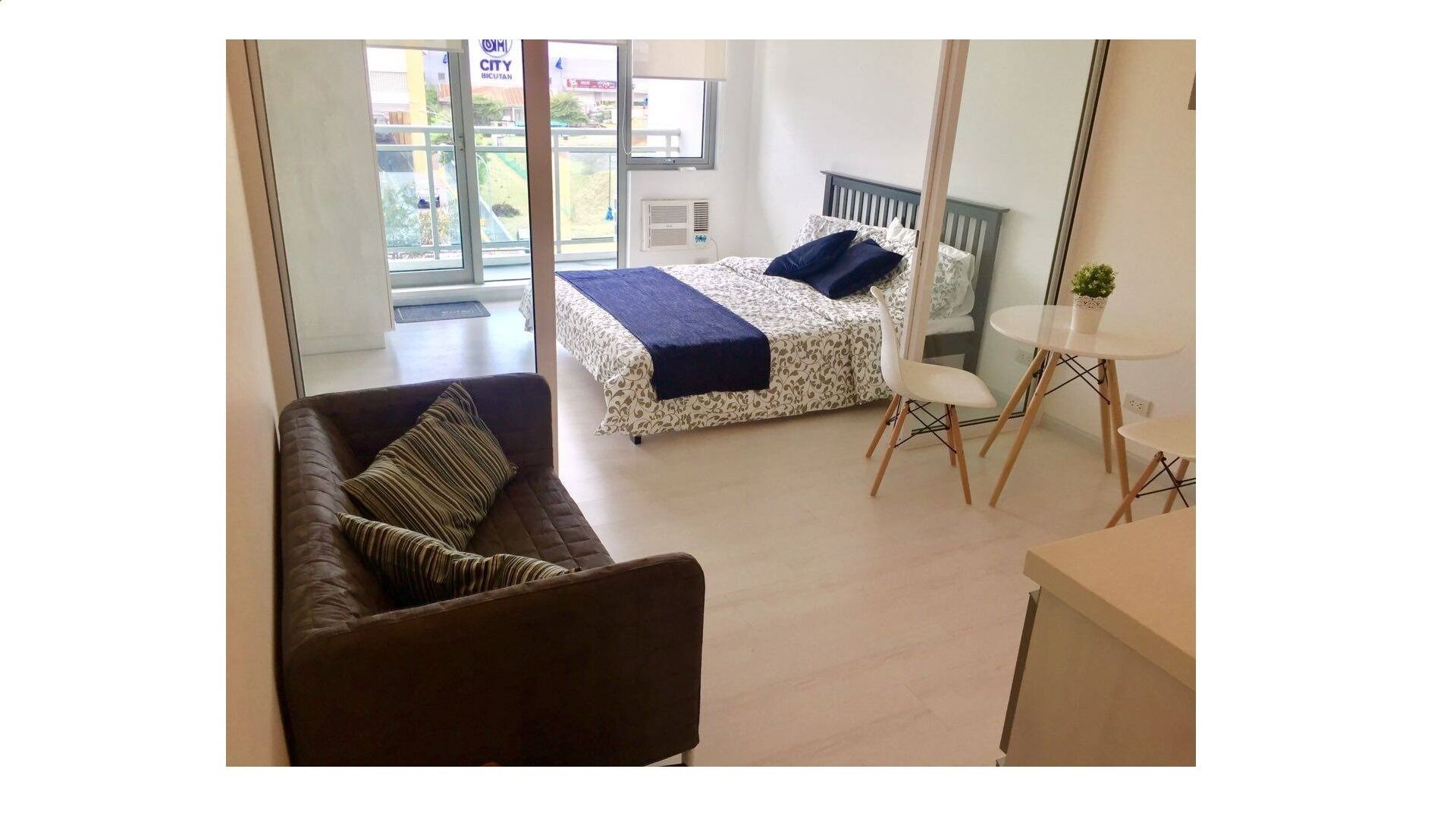 Cozy Newly Furnished 1 BR Unit at Azure Urban Residences