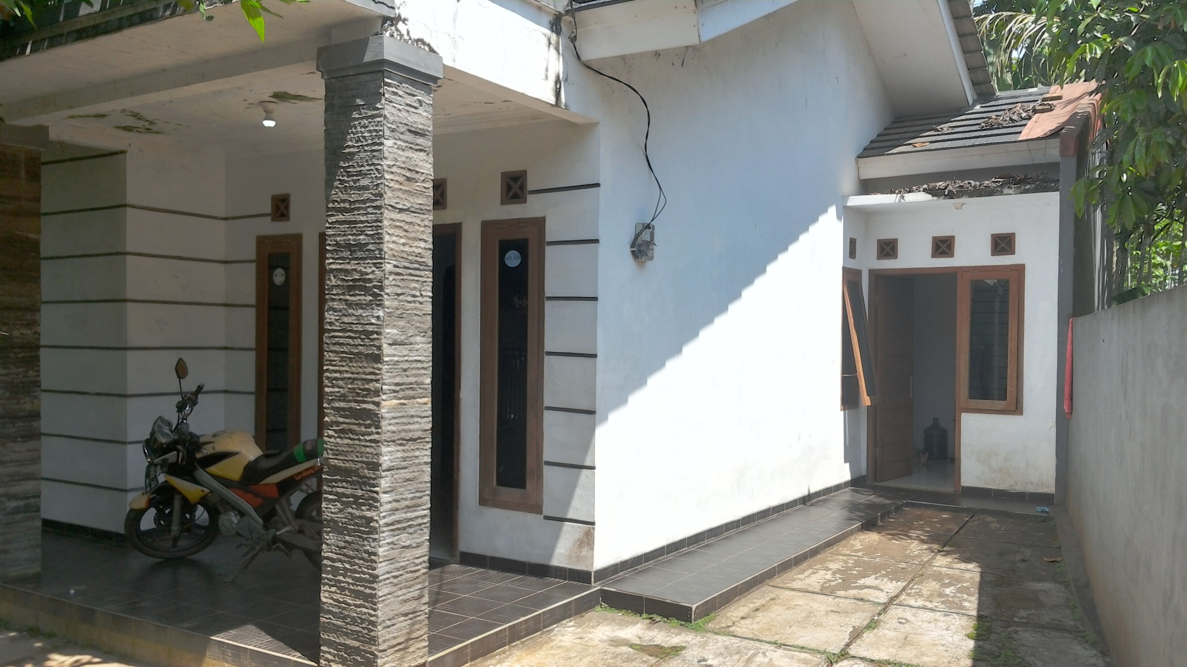 Adventures jungle & lake home