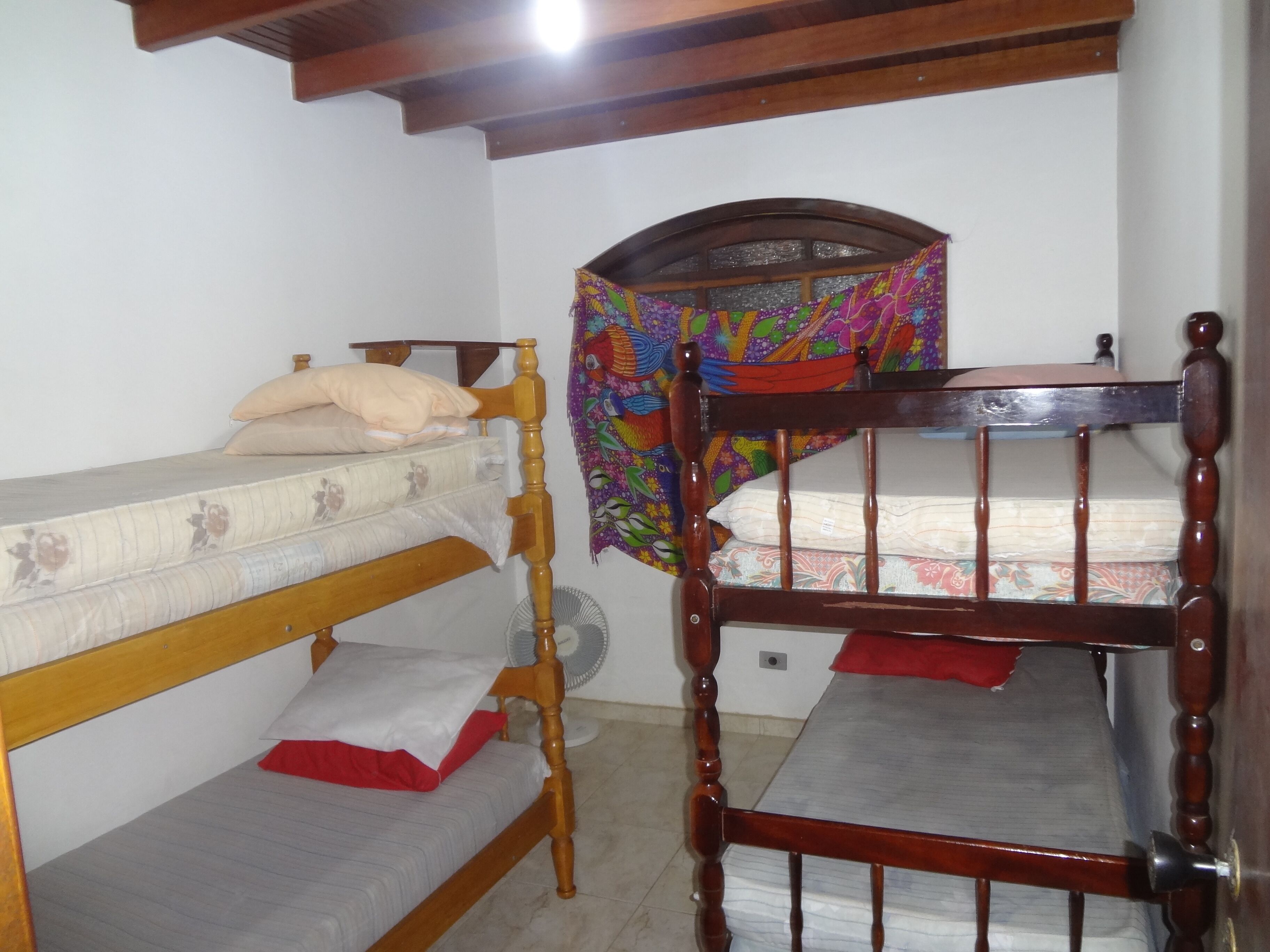 Maresias Townhouse for up to 10 people. Daily rate from R $ 40.00 per person.