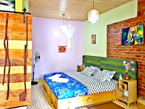 10 dormitorios, escritorio, tabla de planchar con plancha y wifi gratis