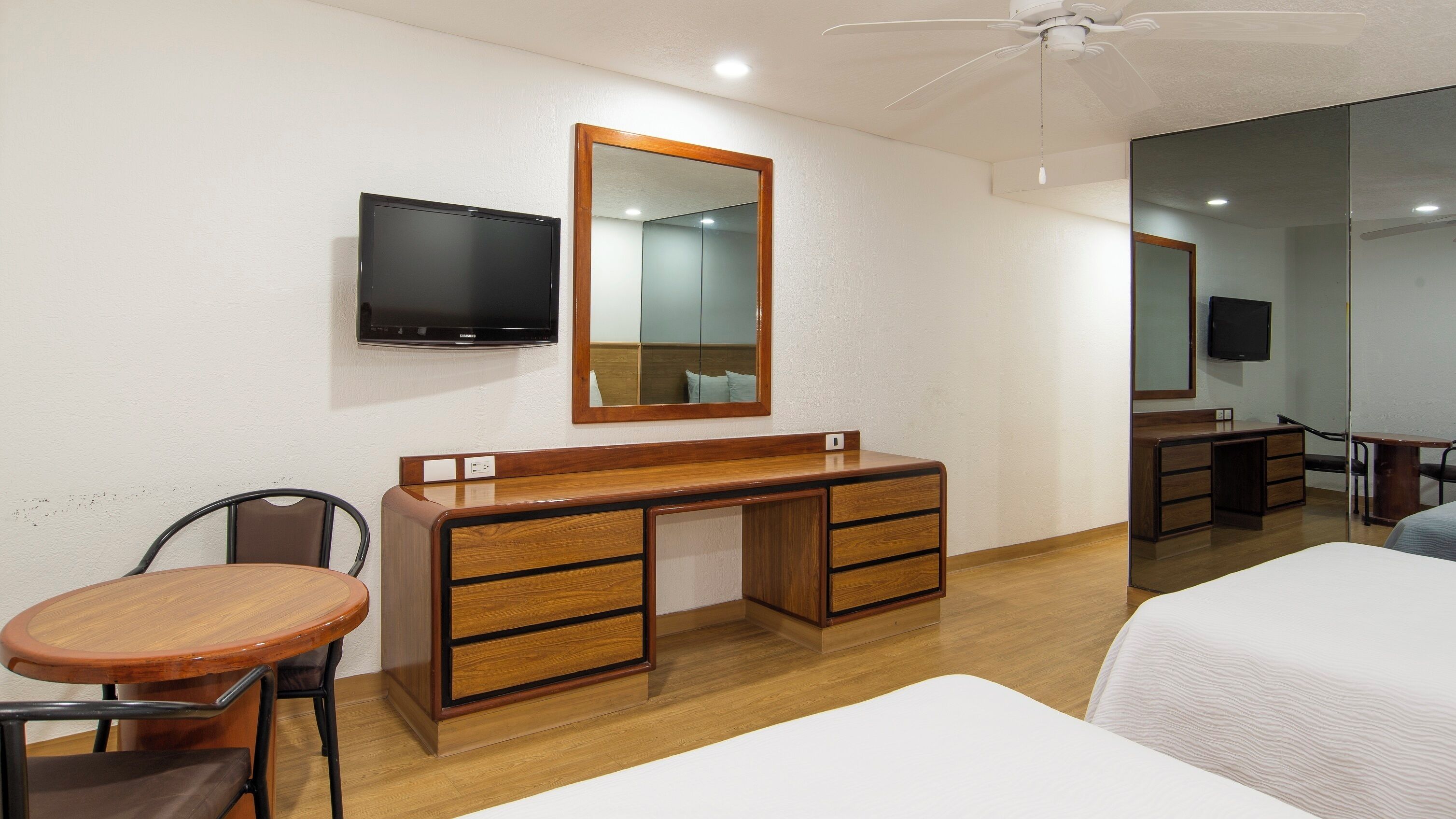 Photo - Hotel San Lucas