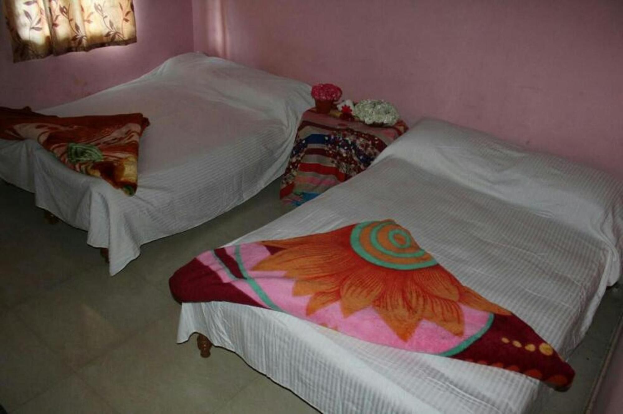 KANASU HOMESTAY IT IS PLACE LOCATED IN BETWEEN MOUNTAINS COFFEE ESTATES