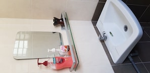 Haartrockner, Seife, Shampoo