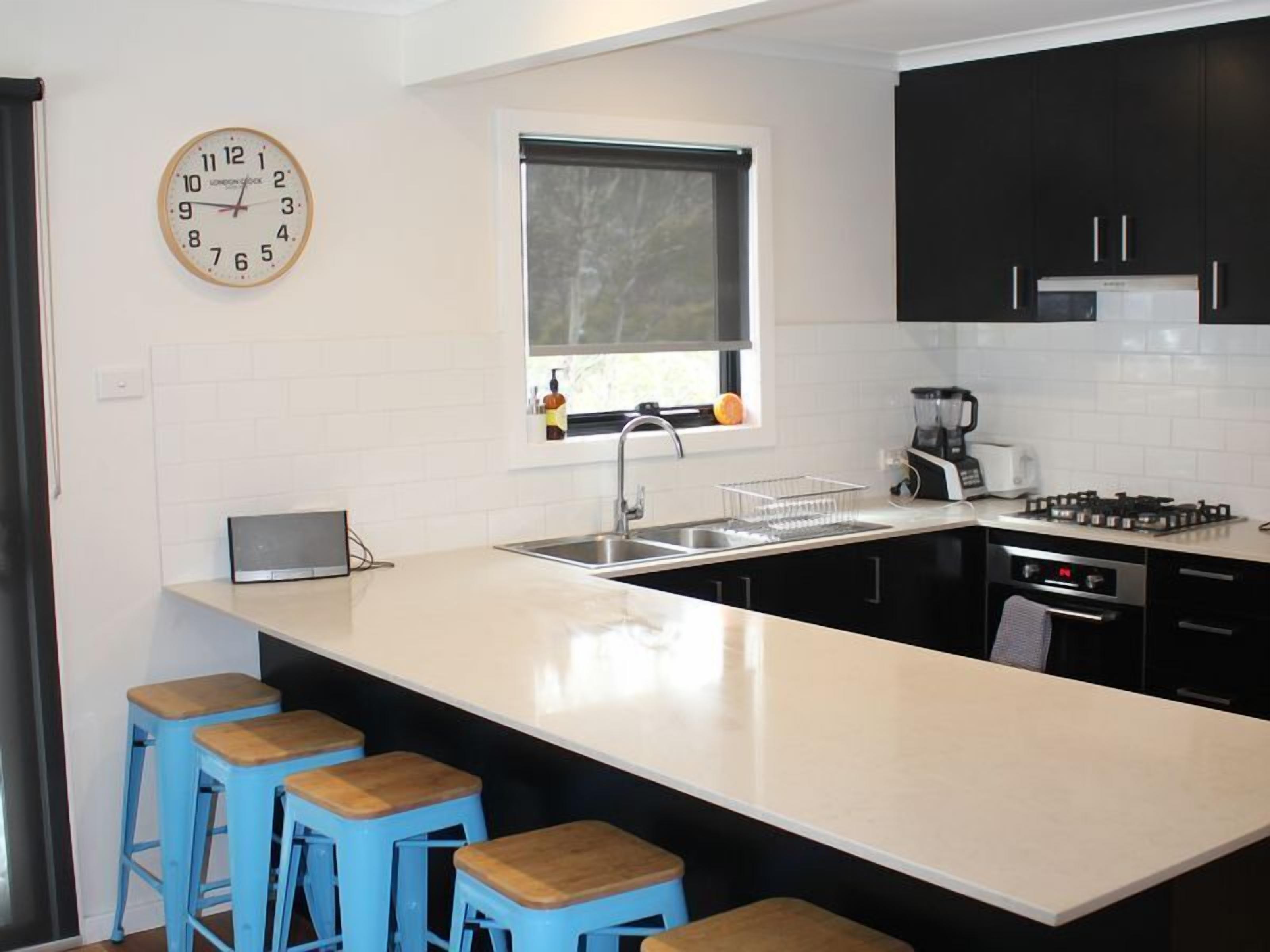 FAMILY Alpine Escape available THREDBO VILLAGE NSW — image 12