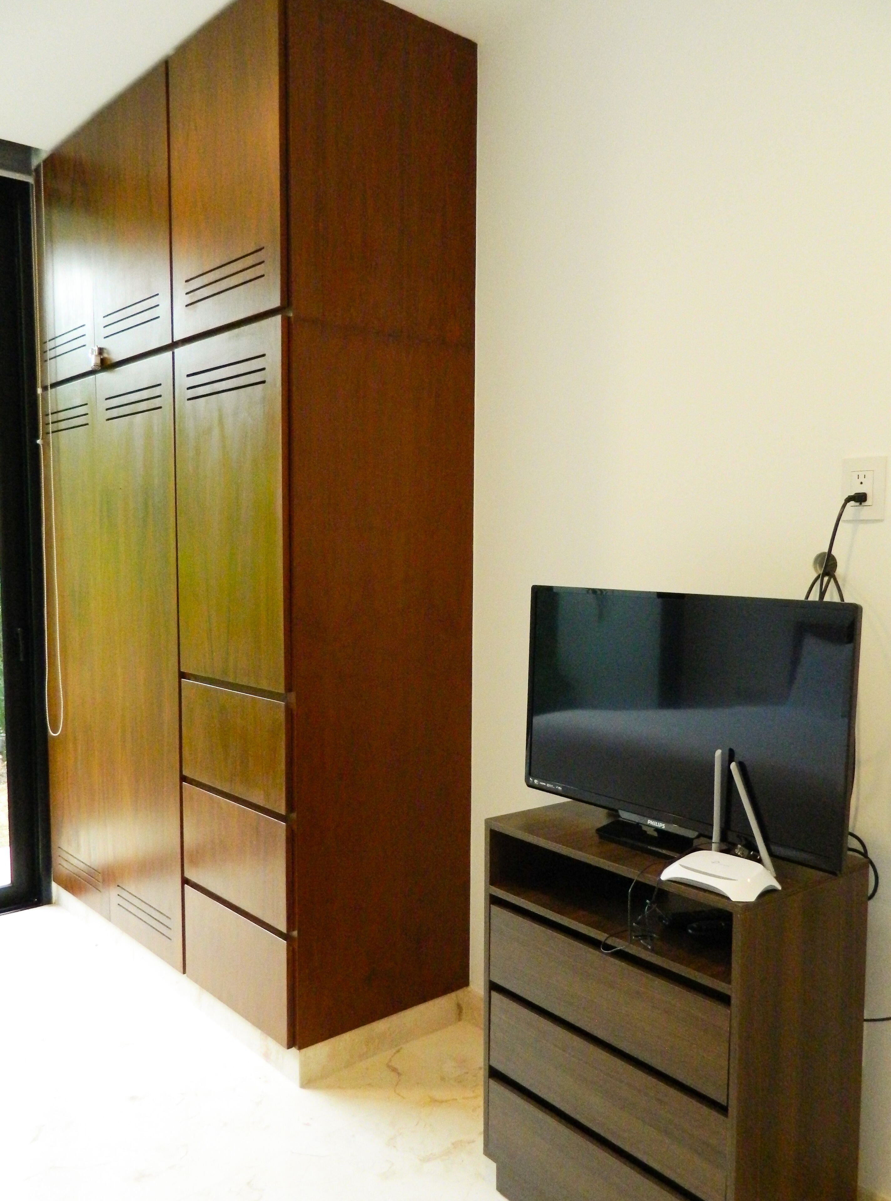 Stunning 2 BD Condo, perfect for families!