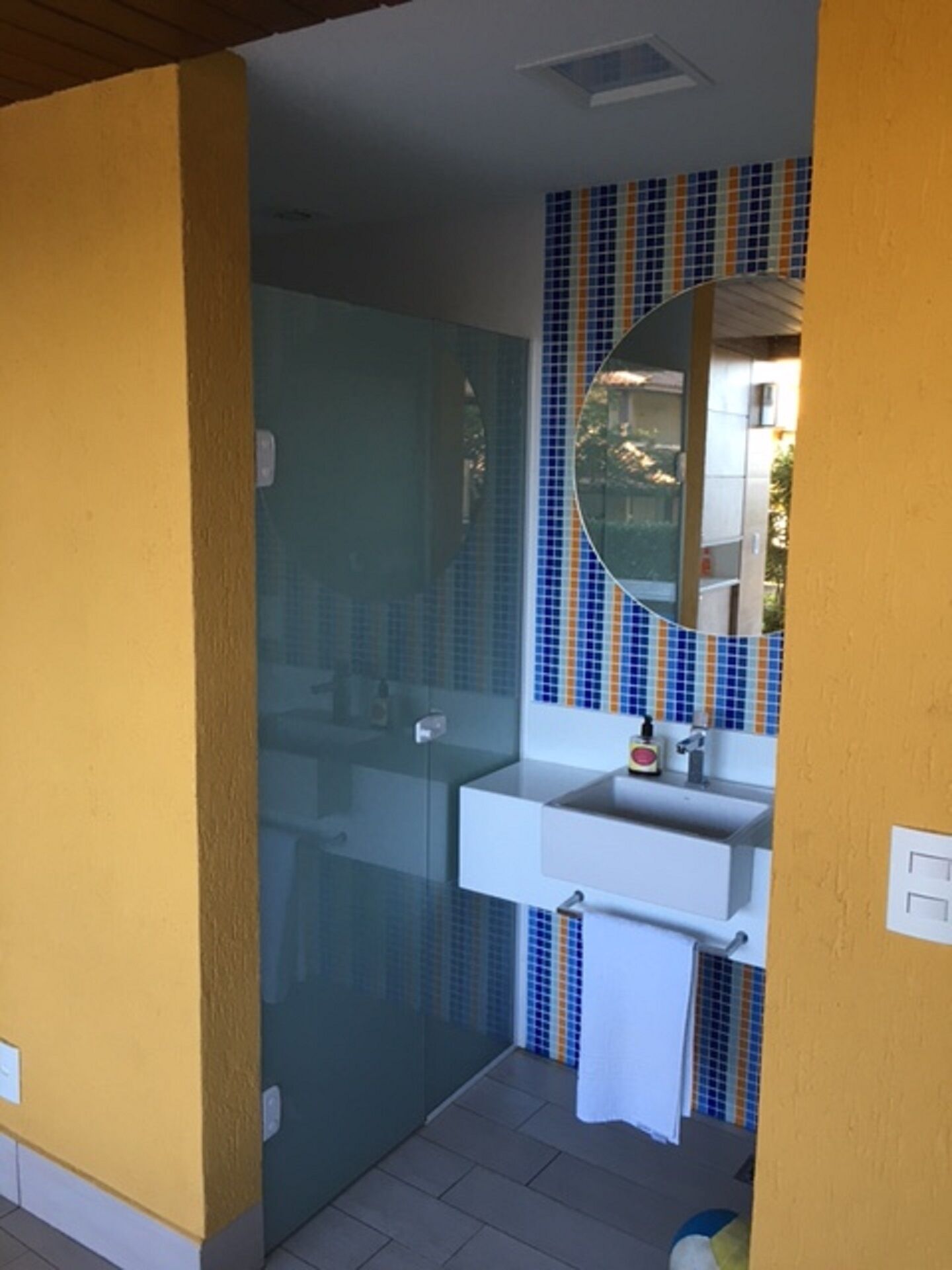 CASA 04 SUITES, WiFi, SWIMMING POOL, BARBECUE AND HYDRO, 300M FROM STREET STREET