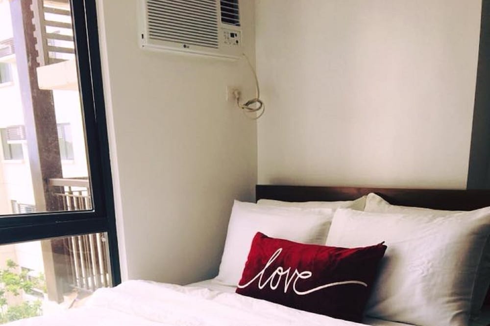 Lifestyle Studio Suite for 3 max ~ By Tagaytay Rotunda above Ayala Mall