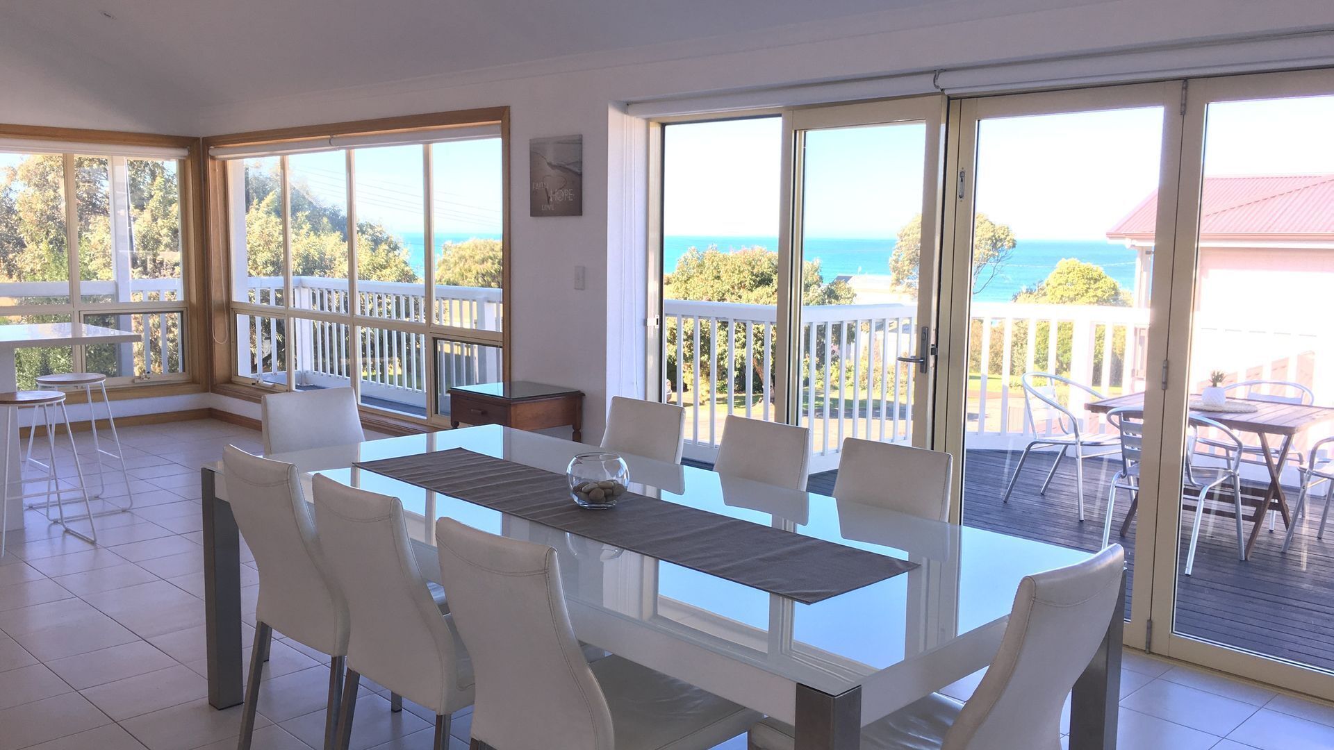 Breezes@Hayborough - Coastal Beach house & pet-friendly! — image 6