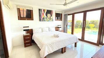 4 bedrooms, in-room safe, iron/ironing board, travel cot