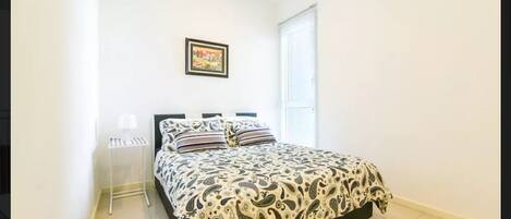 3 chambres, espace de travail pour ordinateur portable