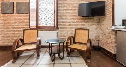 Castle in Old Town, Mac'Avoy Room