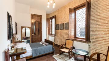 2 bedrooms, in-room safe, iron/ironing board, WiFi