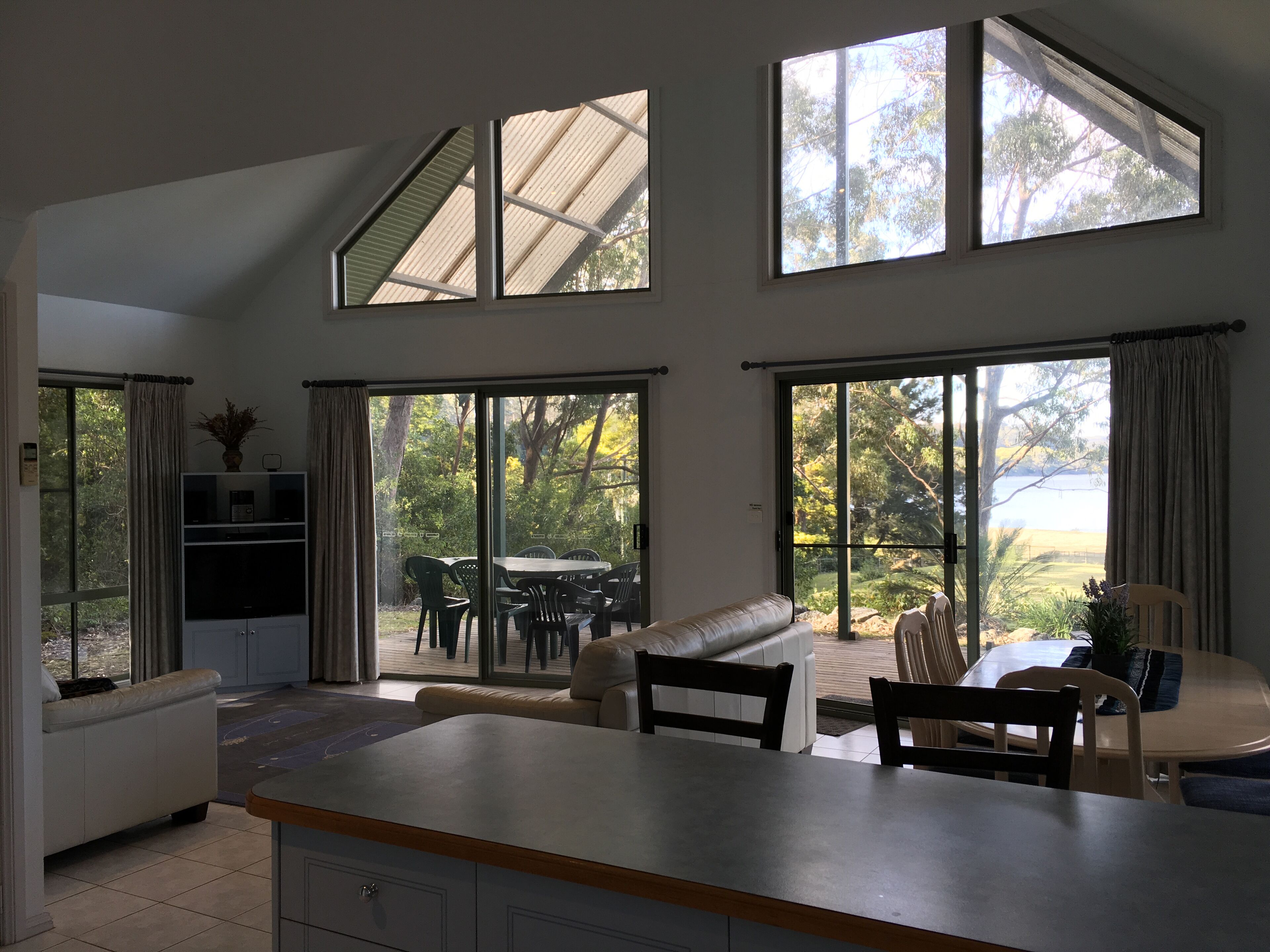Waratah River View