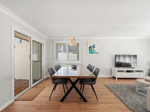 Dining - Kaya Cottage|| Margaret River (Margaret River)