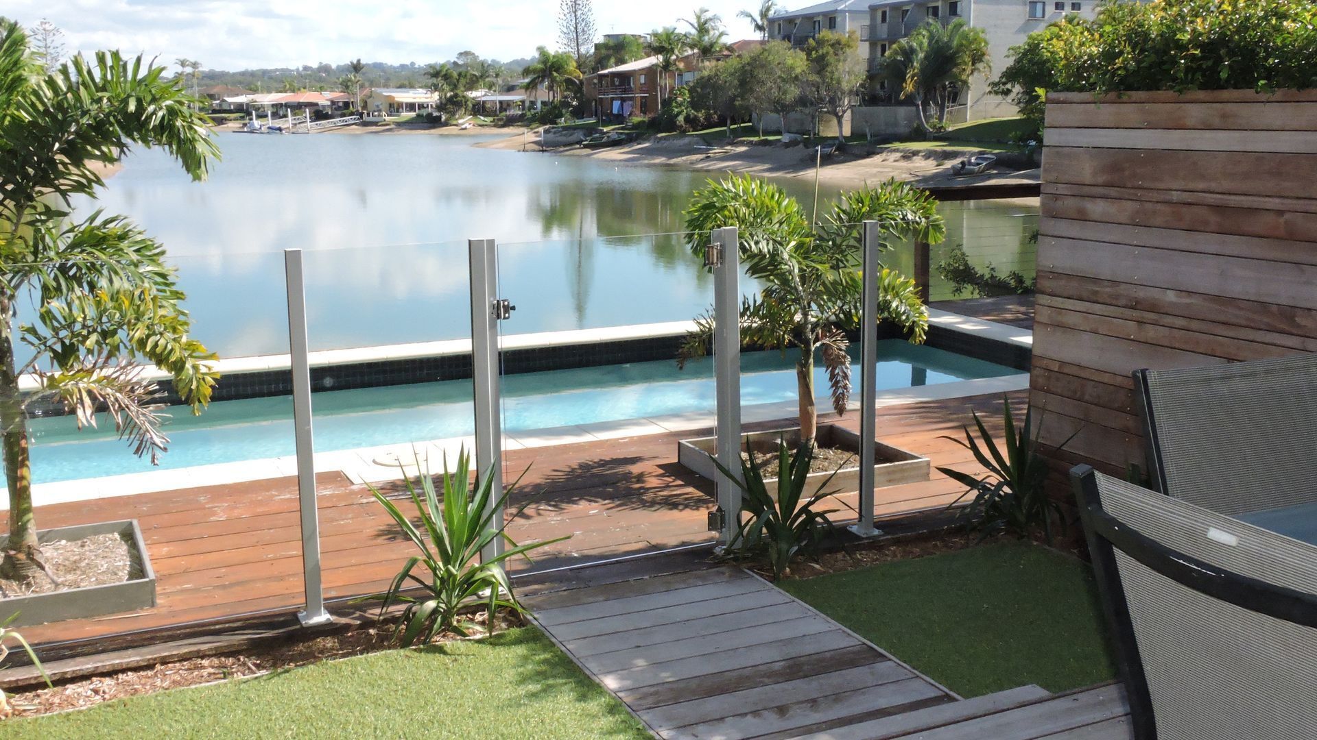 Saltwater Villas - Pet Friendly - Waterfront — image 6