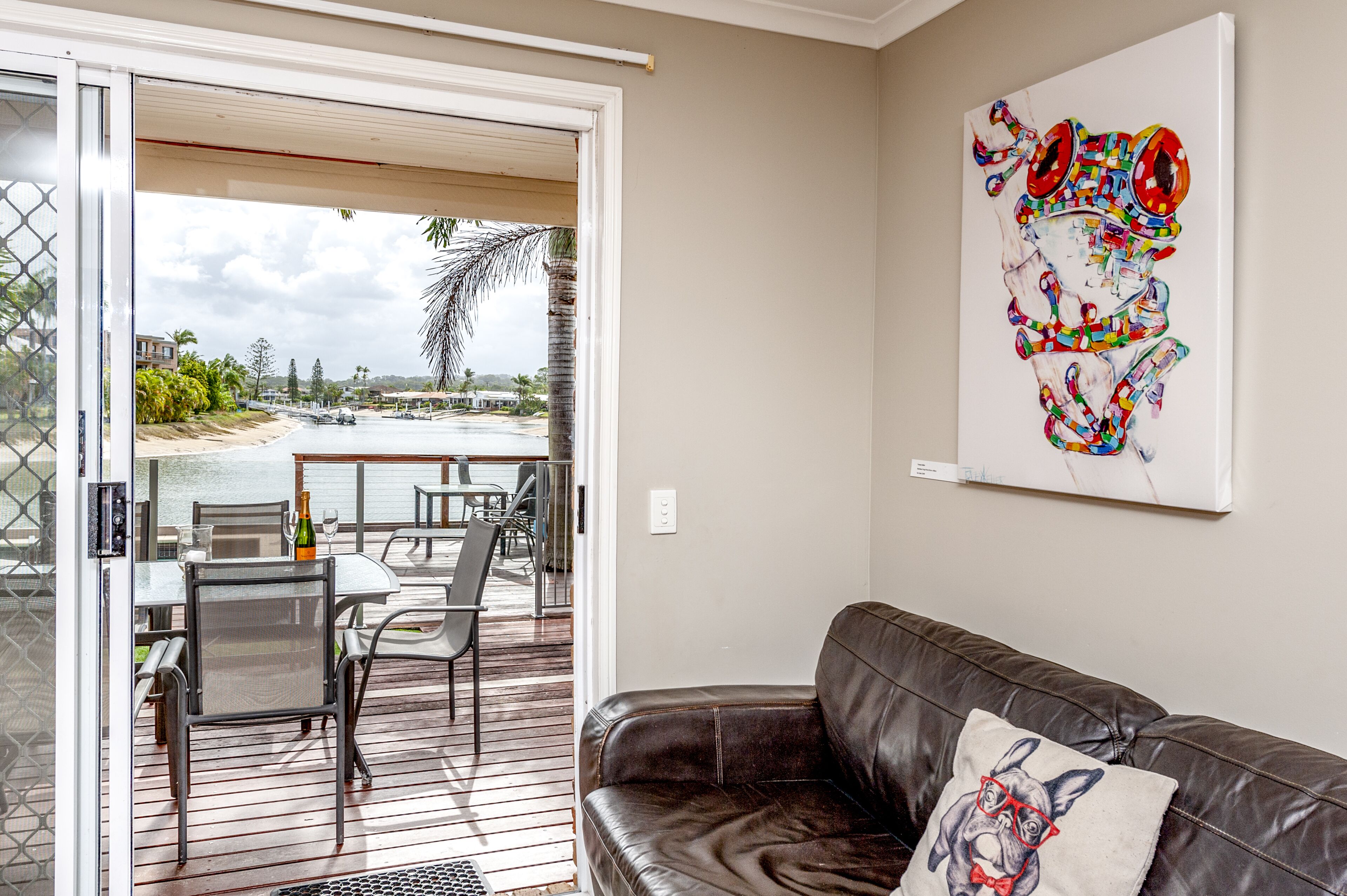 Saltwater Villas - Pet Friendly - Waterfront — image 24