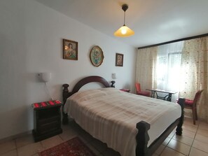 2 bedrooms, free WiFi, bed sheets - Holiday apartment in Premantura, 500m from the sea, pet friendly (Premantura)
