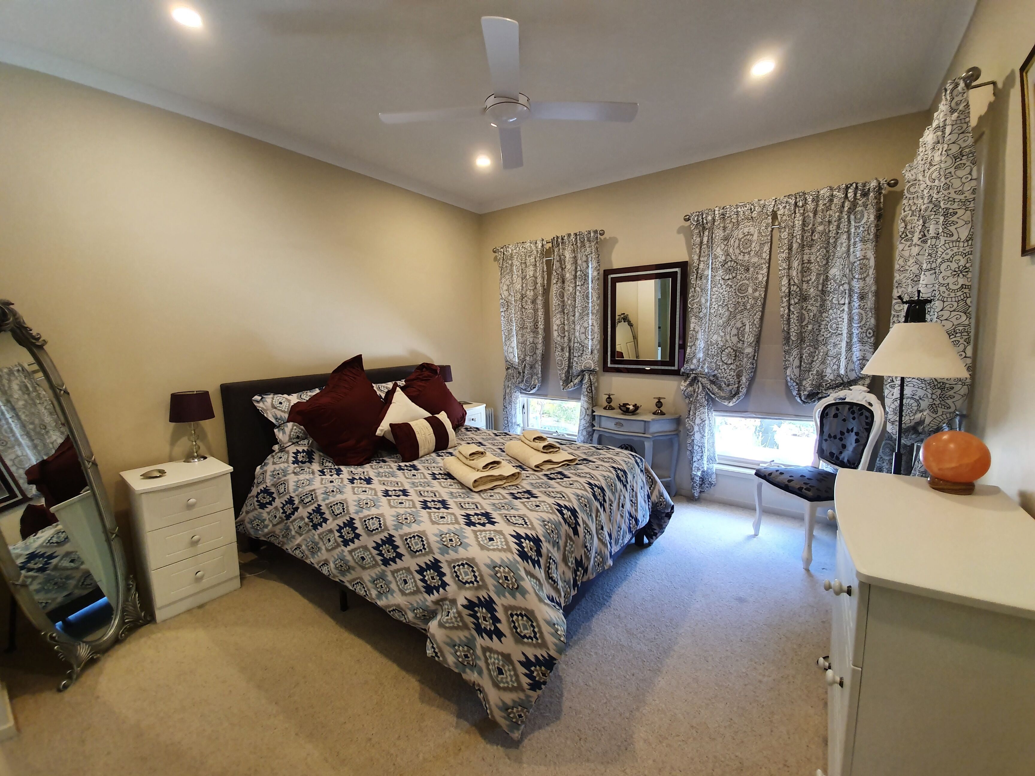 Central Mclaren Vale. Wensleyvale 3 bedroom Holiday Accommodation