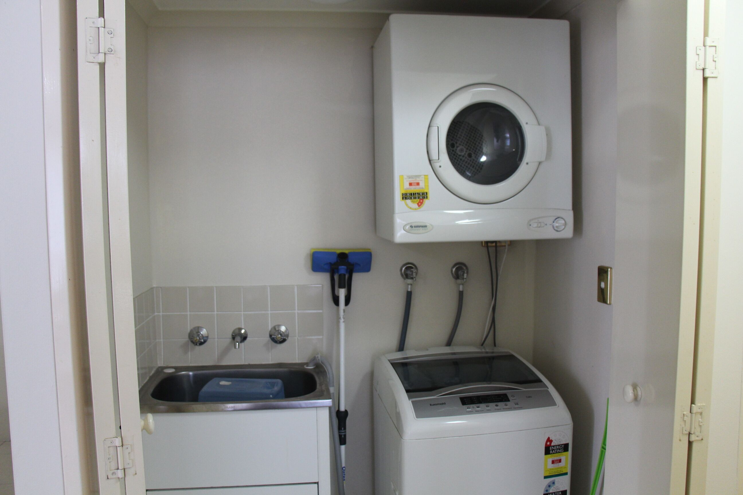 One Bedroom Furnished 7 — image 2