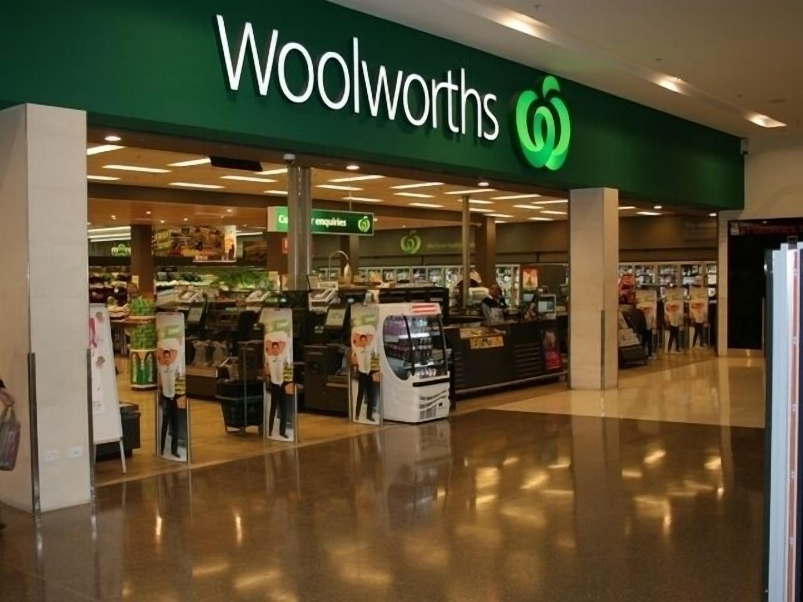 M107 CBD Location near Kings Park  — image 17